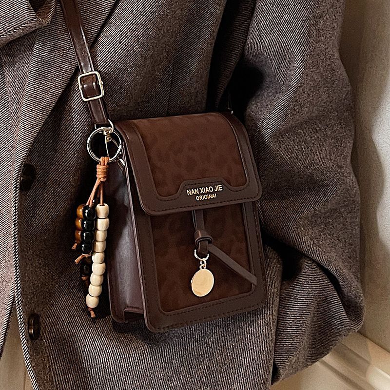 Leopard-Print Phone Bag Stylish Shoulder & Crossbody Bag