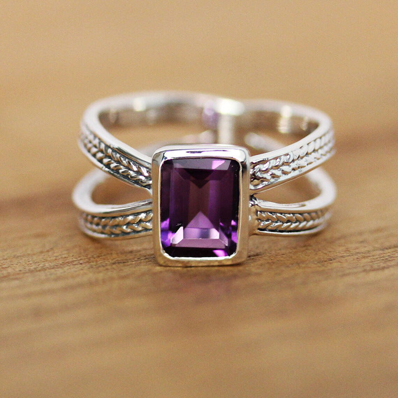 Sophisticated Cross-Design Textured Cable-Knit Ring For Women